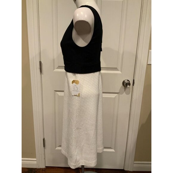 Maeve Black V-Neck & White Textured Skirt Dress Size 6 - Picture 4 of 7